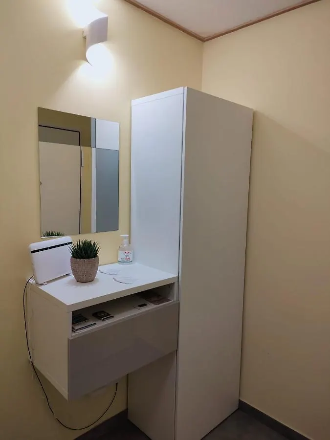 בולוניה Maggiore Rooms 0*,  איטליה